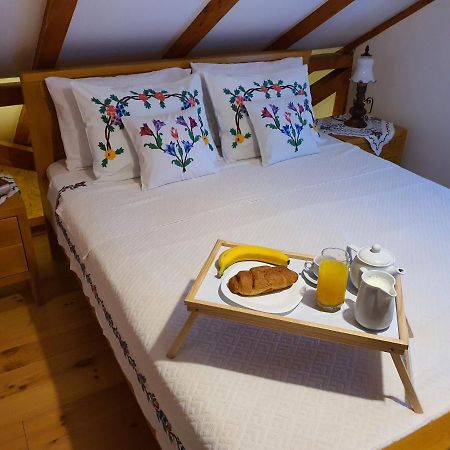 Village House Dunja เวียร์ปาซาร์ ภายนอก รูปภาพ